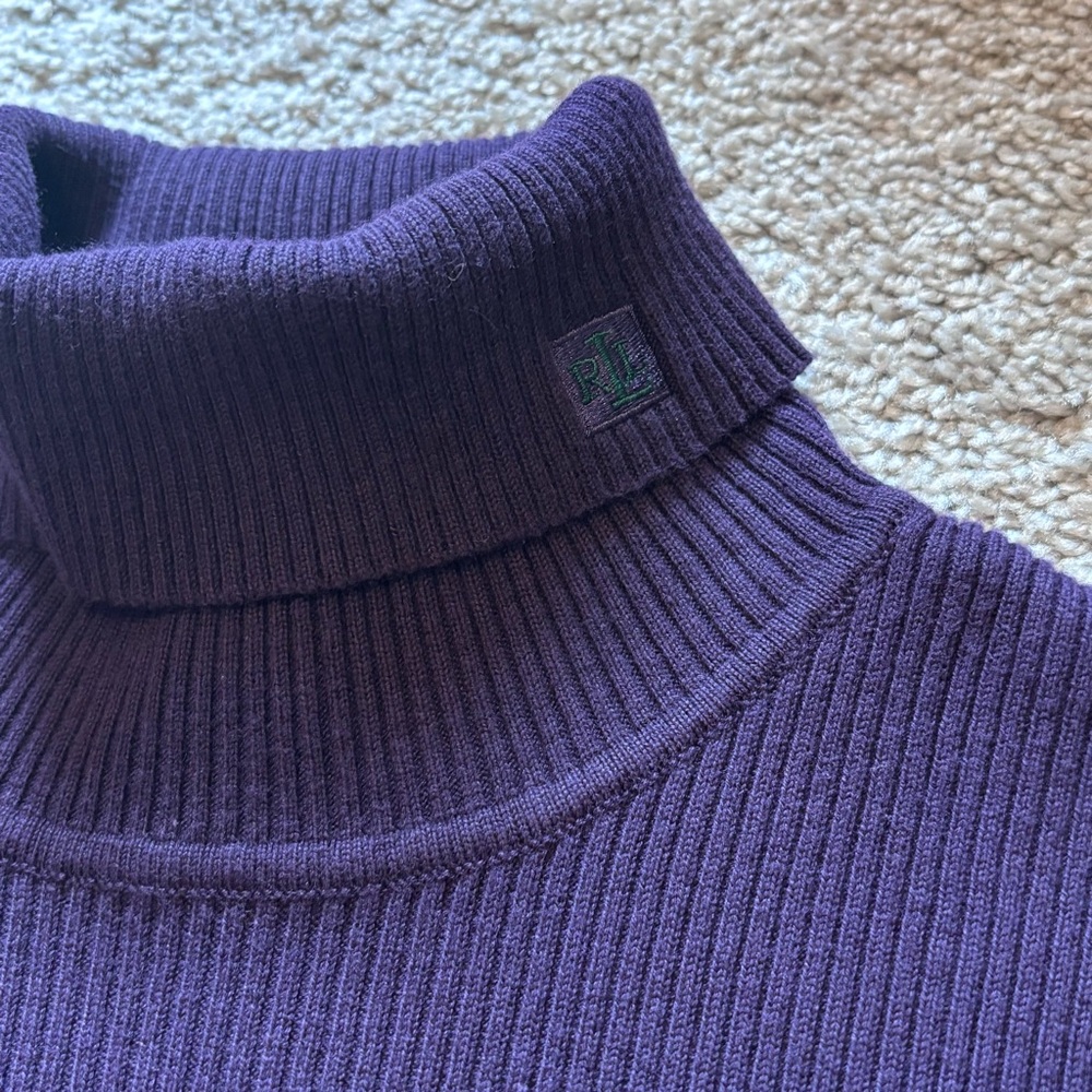Lauren Ralph Lauren Deep Purple Turtleneck Sweater Women’s Medium Closet Staple - Picture 4 of 7